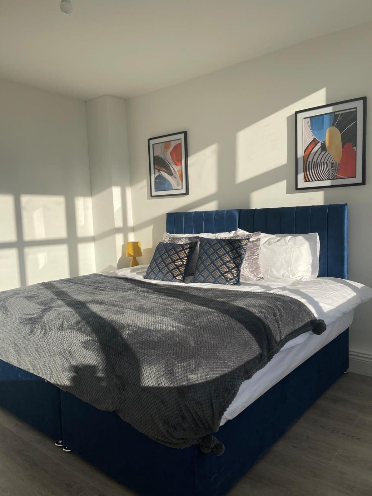 2 Bedroom Apartment - Flitwick - Contractor Friendly - Tourist Ready - Full Kitchen - Wifi - Smart Tv - Sofa Bed - Free Parking - Ideal For Short Or Long Stays Exterior photo